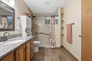 1072 Edgewood Cir, Hudson, WI 54016 - Photo 19