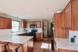 270 Highlands Ave, Zumbrota, MN 55992 - Photo 3