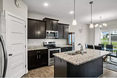 2117 Cleveland Lane S, Cambridge, MN 55008 - Photo 9