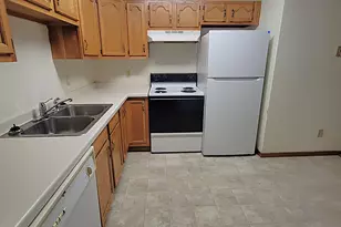 855 Highview Dr, New Richmond, WI 54017 - Photo 5