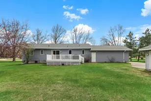 418 N Clayborn Ave, Parkers Prairie, MN 56361 - Photo 7