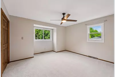 481 Desnoyer Avenue, Saint Paul, MN 55104 - Photo 21