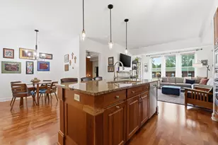 1060 Grand Ave, Saint Paul, MN 55105 - Photo 9