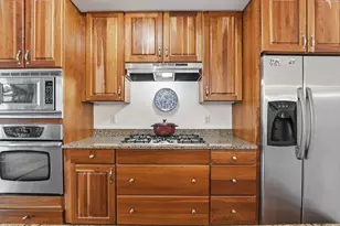 1060 Grand Ave, Saint Paul, MN 55105 - Photo 11