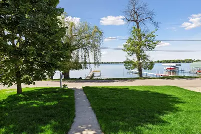 3335 Crystal Bay Road, Wayzata, MN 55391 - Photo 7