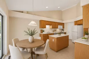 8810 Pointe Vista Dr, Victoria, MN 55386 - Photo 9