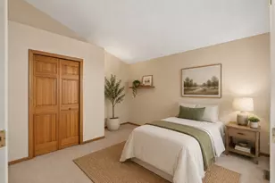8810 Pointe Vista Dr, Victoria, MN 55386 - Photo 17