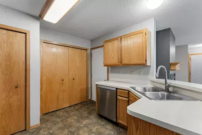 4026 Wilshire Circle #76, Shoreview, MN 55126 - Photo 11