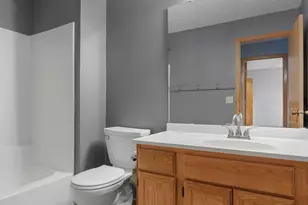 4026 Wilshire Cir, Shoreview, MN 55126 - Photo 17