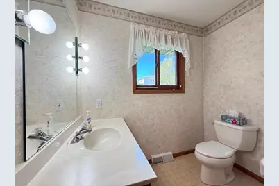 1400 S Cascade Street, Fergus Falls, MN 56537 - Photo 17