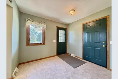 1400 S Cascade Street, Fergus Falls, MN 56537 - Photo 5