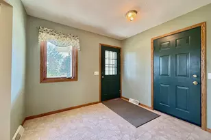 1400 S Cascade St, Fergus Falls, MN 56537 - Photo 5