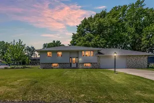 620 109th Ln NE, Blaine, MN 55434 - Photo 1