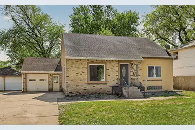 720 10th Avenue SE, Rochester, MN 55904 - Photo 1
