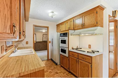 10232 5th Avenue S, Bloomington, MN 55420 - Photo 11