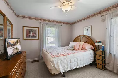 3738 Noble Avenue N, Robbinsdale, MN 55422 - Photo 9
