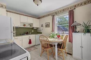 3738 Noble Ave N, Robbinsdale, MN 55422 - Photo 5