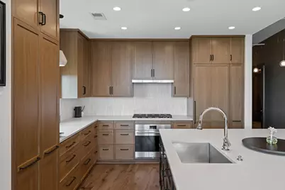 100 2nd Street NE #A560, Minneapolis, MN 55413 - Photo 3