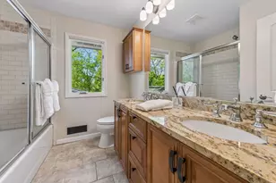 290 Ridgeview Dr E, Wayzata, MN 55391 - Photo 29