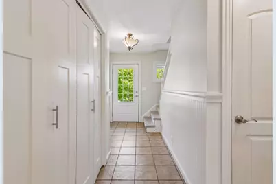 290 Ridgeview Drive E, Wayzata, MN 55391 - Photo 5