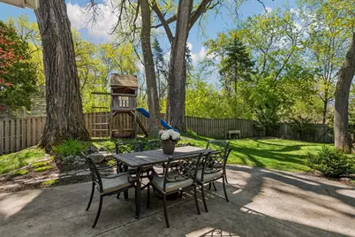 290 Ridgeview Drive E, Wayzata, MN 55391 - Photo 41