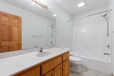 4233 93rd Avenue N, Brooklyn Park, MN 55443 - Photo 19