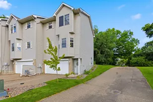 14149 43rd Ave N, Plymouth, MN 55446 - Photo 27