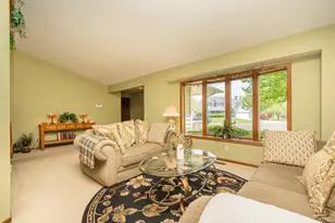 1209 Sunflower Circle S, Shakopee, MN 55379 - Photo 9