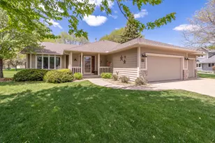 1209 Sunflower Circle S, Shakopee, MN 55379 - Photo 1