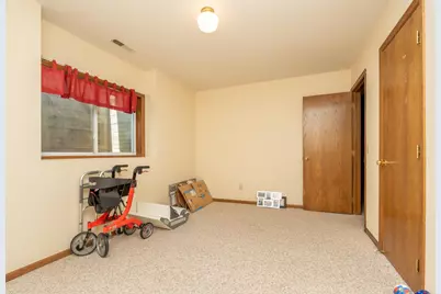 1209 Sunflower Circle S, Shakopee, MN 55379 - Photo 35