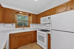 4332 Valley Dr NW, Rochester, MN 55901 - Photo 9