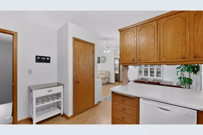 4332 Valley Drive NW, Rochester, MN 55901 - Photo 11