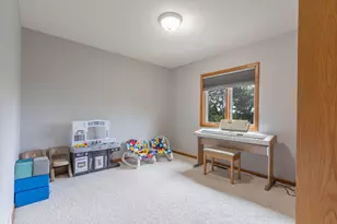 N1698 945th St, Eau Claire, WI 54701 - Photo 23
