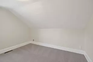 398 Banfil St, Saint Paul, MN 55102 - Photo 17