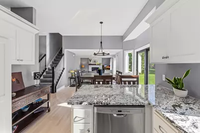 8375 Narcissus Street, Victoria, MN 55386 - Photo 5