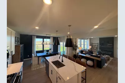 10422 Hadley Avenue S, Cottage Grove, MN 55016 - Photo 5