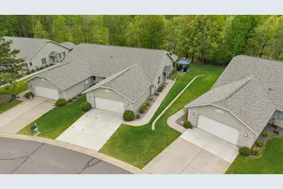 300 Deer Path #5, Osceola, WI 54020 - Photo 1