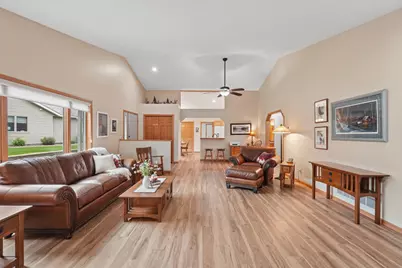 300 Deer Path #5, Osceola, WI 54020 - Photo 9