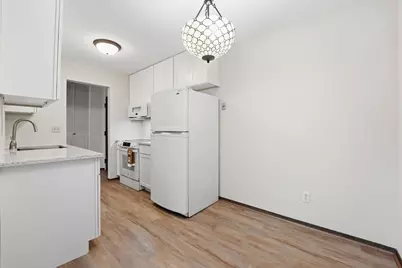 183 Little Canada Road E #305, Little Canada, MN 55117 - Photo 11