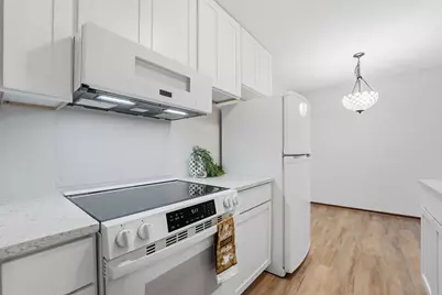 183 Little Canada Road E #305, Little Canada, MN 55117 - Photo 7