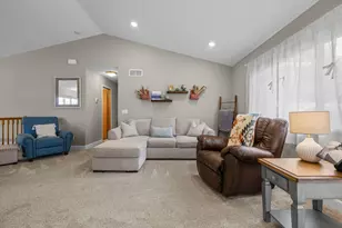 907 Deer Ridge St NW, Lonsdale, MN 55046 - Photo 9
