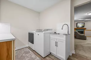 907 Deer Ridge St NW, Lonsdale, MN 55046 - Photo 33
