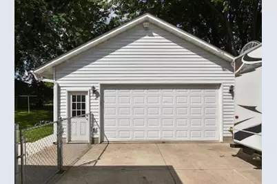 815 10th Avenue, Howard Lake, MN 55349 - Photo 3