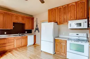 815 10th Ave, Howard Lake, MN 55349 - Photo 7