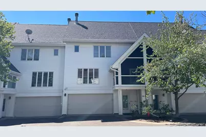 930 Dartmouth Place SE, Minneapolis, MN 55414 - Photo 3