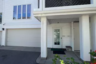 930 Dartmouth Pl SE, Minneapolis, MN 55414 - Photo 3