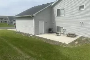 1107 Tikalsky St SE, New Prague, MN 56071 - Photo 7