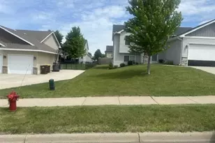 1107 Tikalsky St SE, New Prague, MN 56071 - Photo 5
