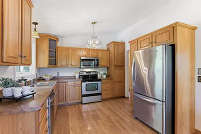 11724 67th Place N, Maple Grove, MN 55369 - Photo 9