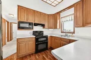 94 Maple St, Fountain, MN 55935 - Photo 9